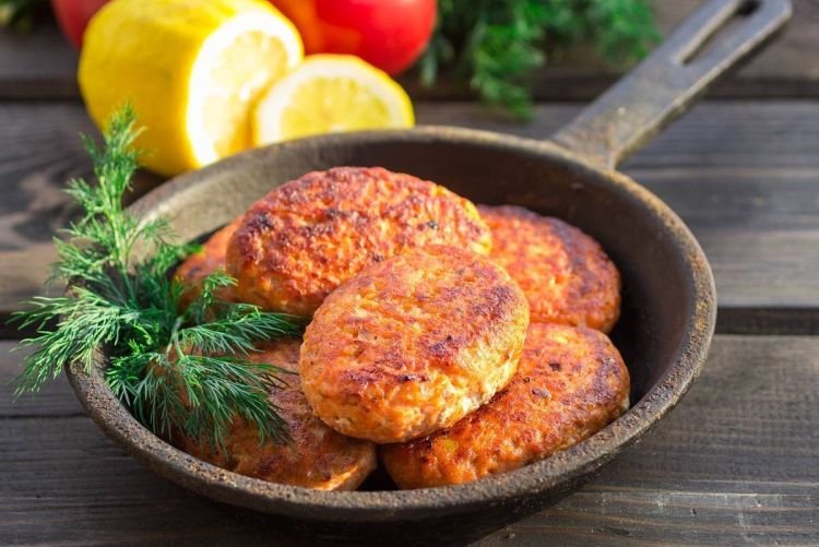 Котлеты из фарша лосося