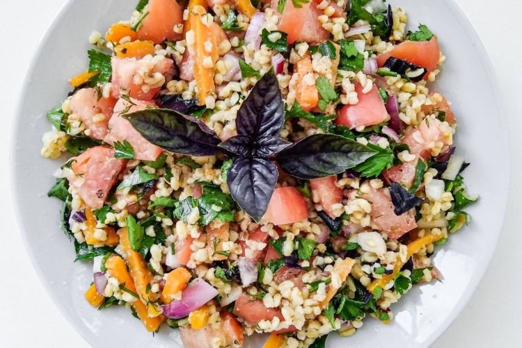 Салат с говядиной и булгуром