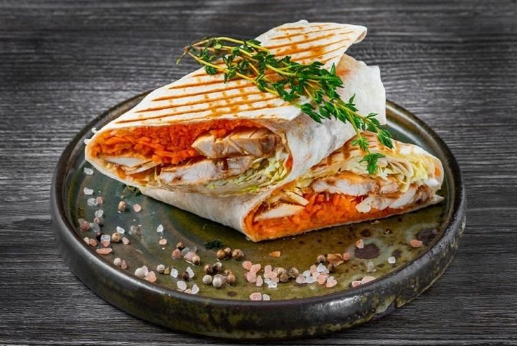 Донер кебаб с корейской морковью