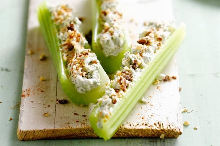 Фаршированный сельдерей