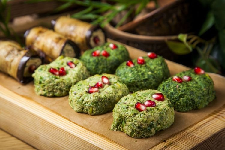 Пхали из шпината