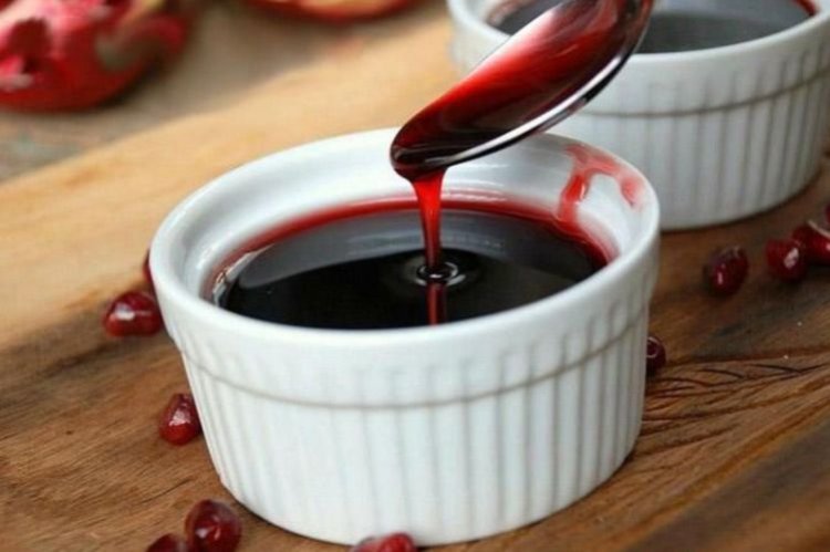 Соус из гранатового сока