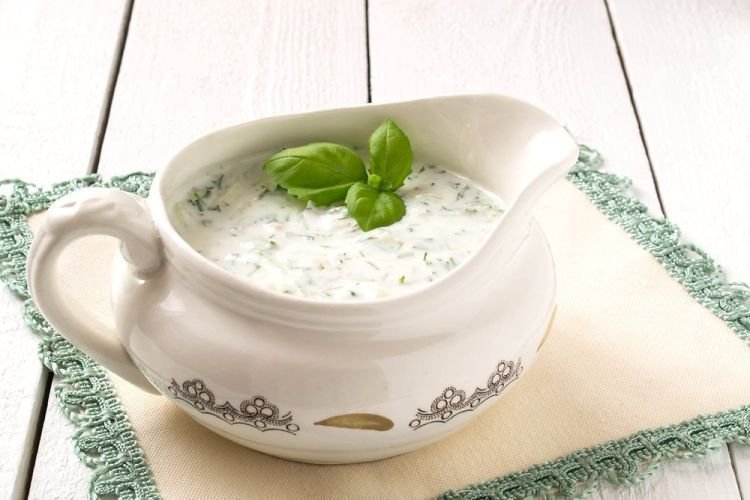 Соус на основе сметаны к шашлыку