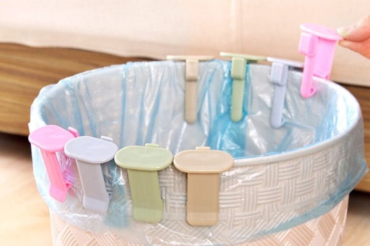 Канцелярские зажимы для мусорного ведра