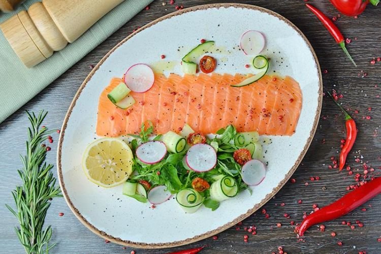 Карпаччо из лосося с апельсином