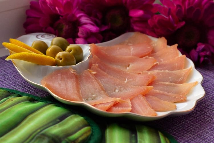 Карпаччо из курицы с коньяком