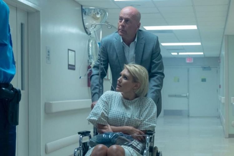 Ночь в осаде (2019)