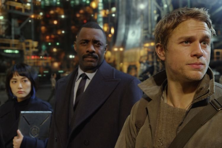 Тихоокеанский рубеж (2013)