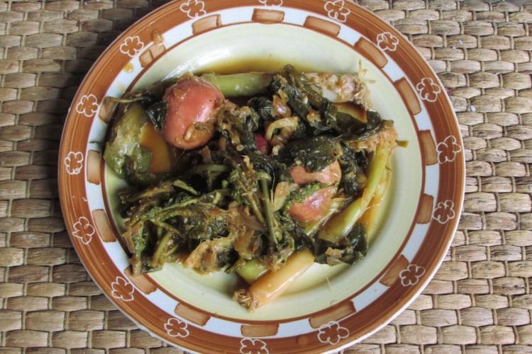 Кимчи из ботвы редиса