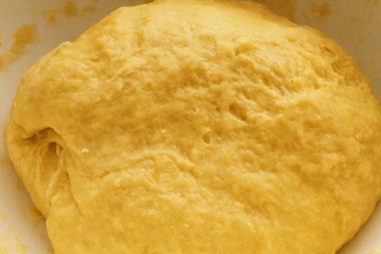 Тесто для пельменей с куркумой