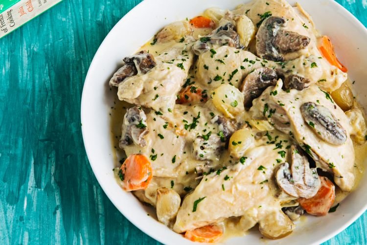 Фрикасе с курицей и картофелем