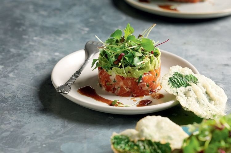 Тартар из лосося с васаби