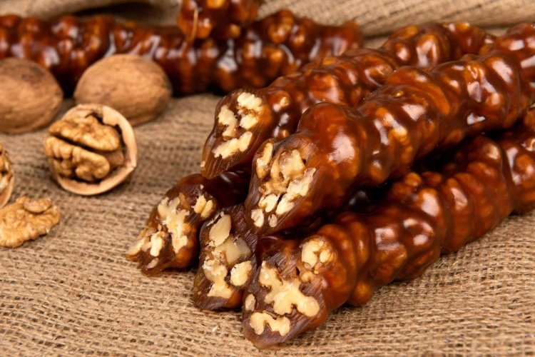 Чурчхела с грецкими орехами