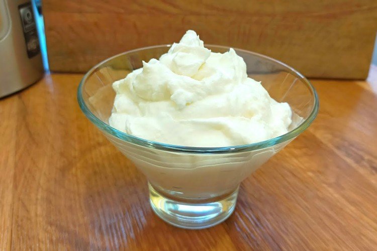 Крем-чиз из замороженного кефира