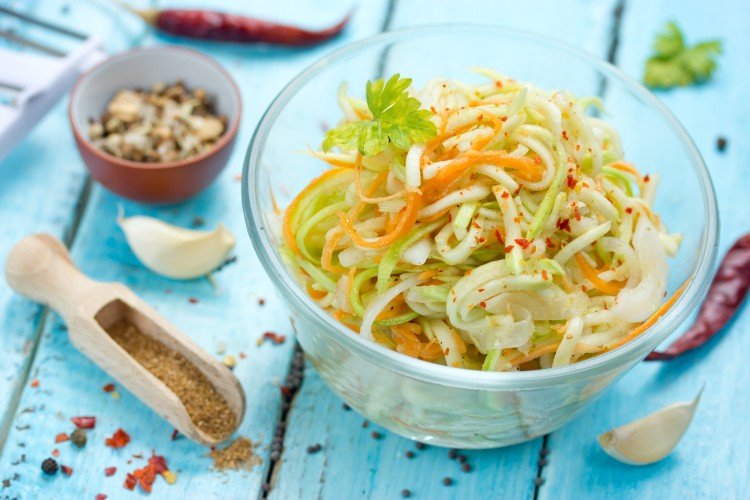 15 отличных рецептов кабачков по-корейски на зиму