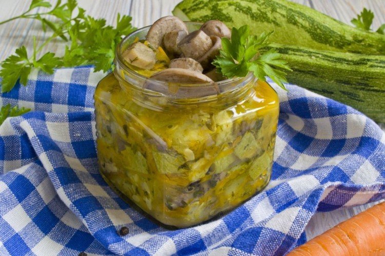 Кабачки по-корейски с грибами на зиму