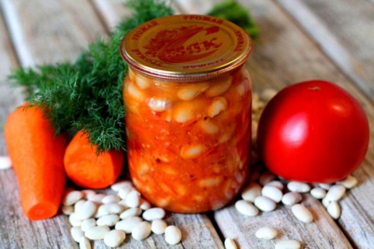 Помидоры с фасолью на зиму