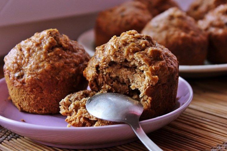 Шоколадные маффины с овсяными хлопьями