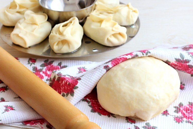 Тесто на манты со сметаной