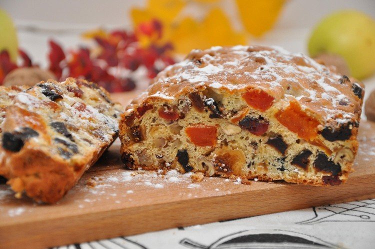 Банановый хлеб с сухофруктами в мультиварке