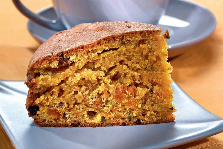 Тыквенный пирог с орехами и сухофруктами