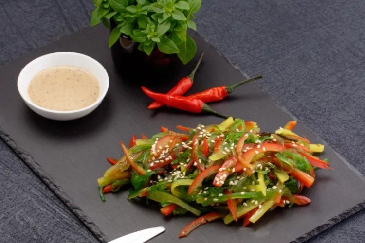 Салат Чука с огурцом и болгарским перцем