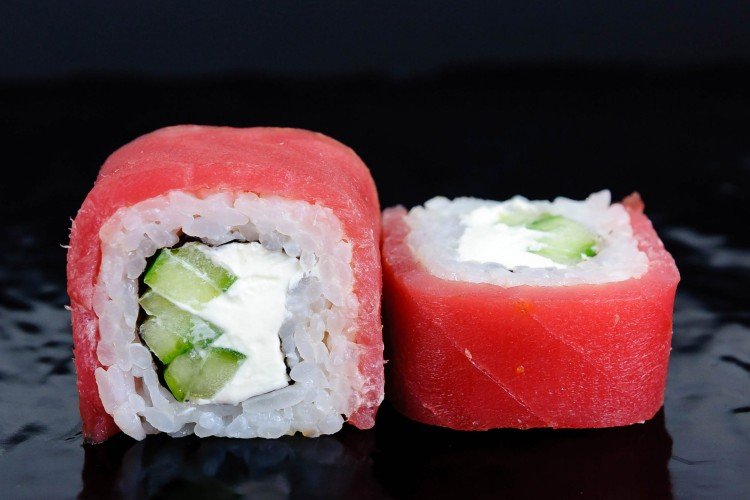 Роллы Филадельфия с тунцом