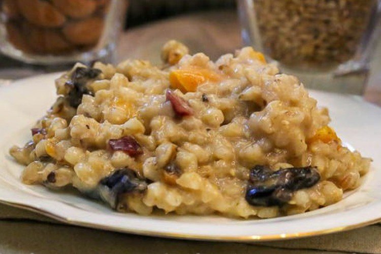 Перловка с сухофруктами