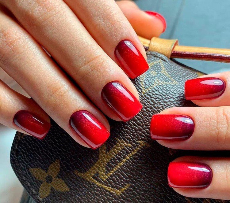 Градиентный маникюр