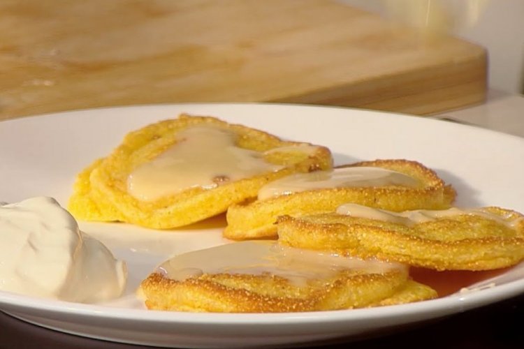 Банановые оладьи с кукурузной мукой