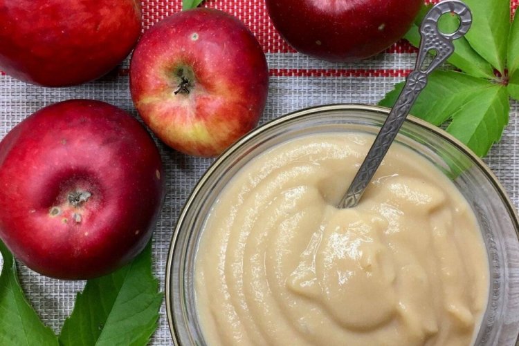 Яблочное пюре «Неженка» на сковороде