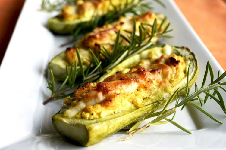 Фаршированные кабачки с маскарпоне