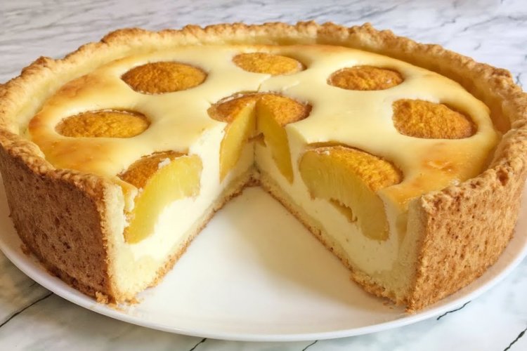 Пирог с маскарпоне и персиками