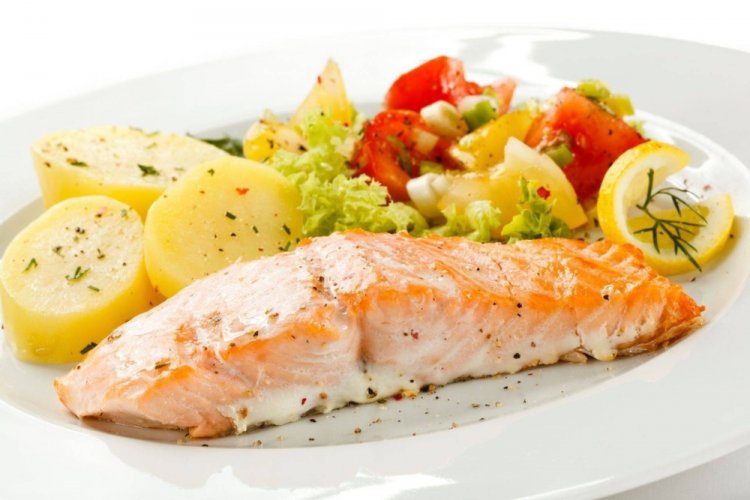 Лосось под майонезом в рукаве