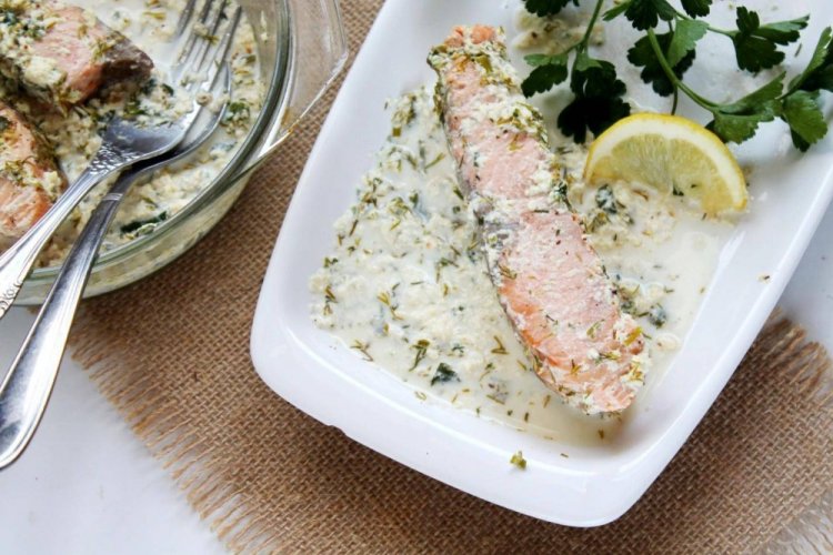 Лосось в сливках