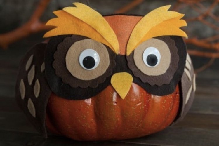 Сова из тыквы и фетра