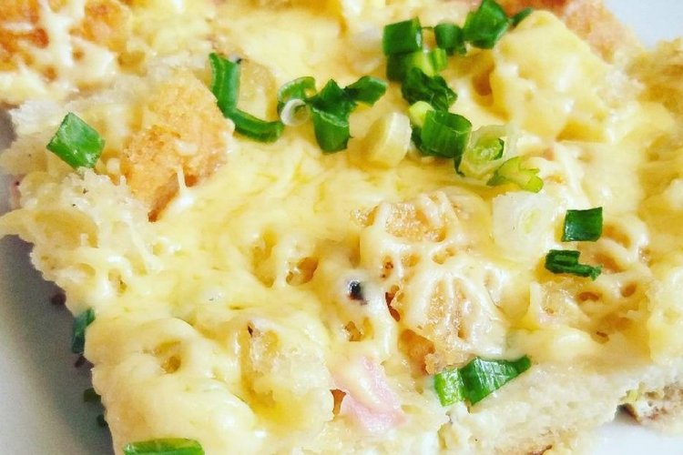 Омлет с хлебом в мультиварке