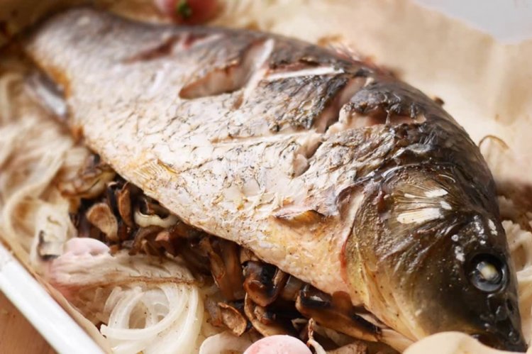 Фаршированный карп с грибами