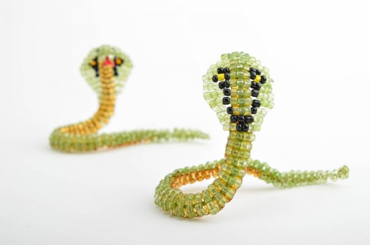 Поделки из бисера - фото