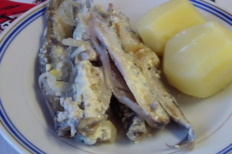 Мойва со сметаной в духовке