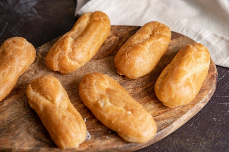 Эклеры с масляным кремом со сгущенкой