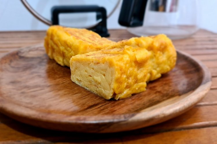 Японский омлет Тамагояки с бананом