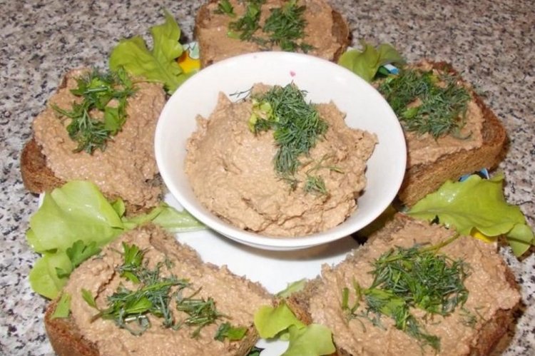 Паштет из карасей