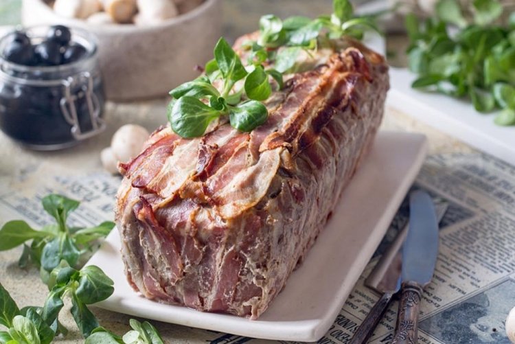 Террин из говядины с вареными яйцами