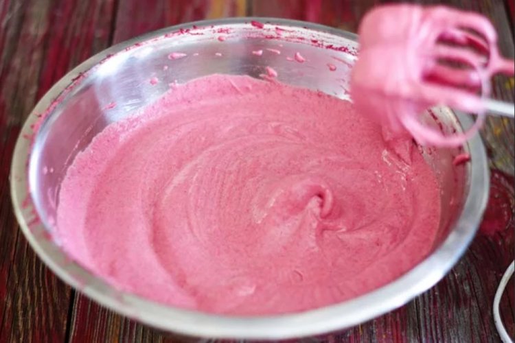 Крем из сгущенки, творога и ряженки