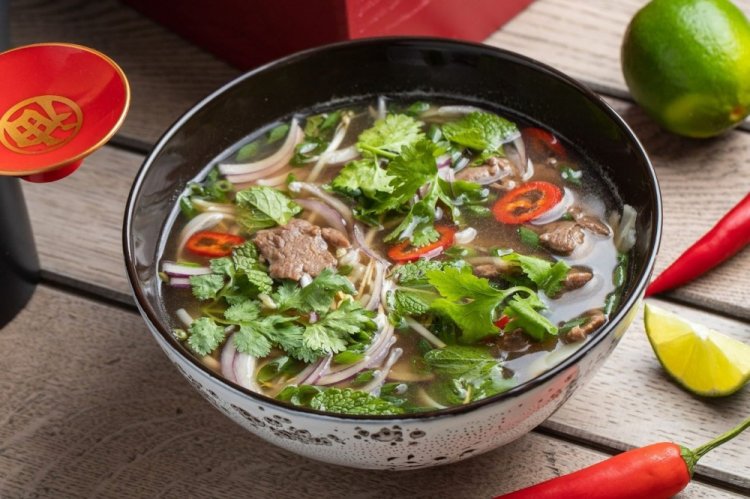 Суп Фо Бо с запеченной говядиной