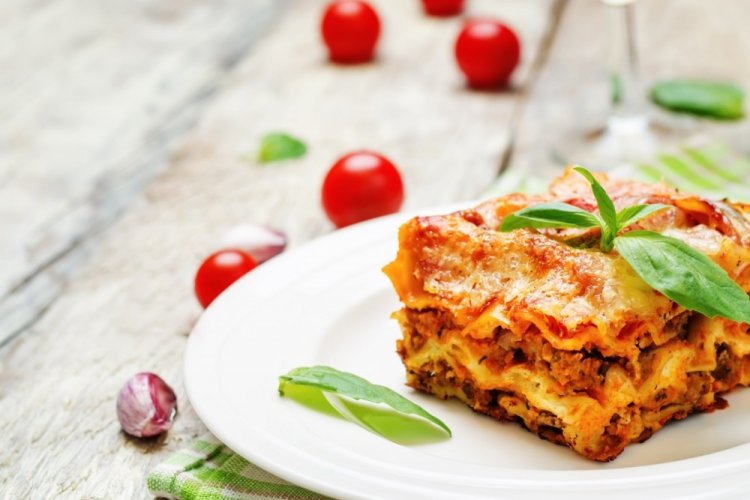 Лазанья с базиликом