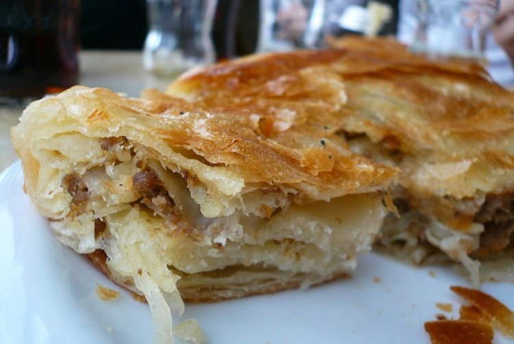 Сербский бурек с фаршем
