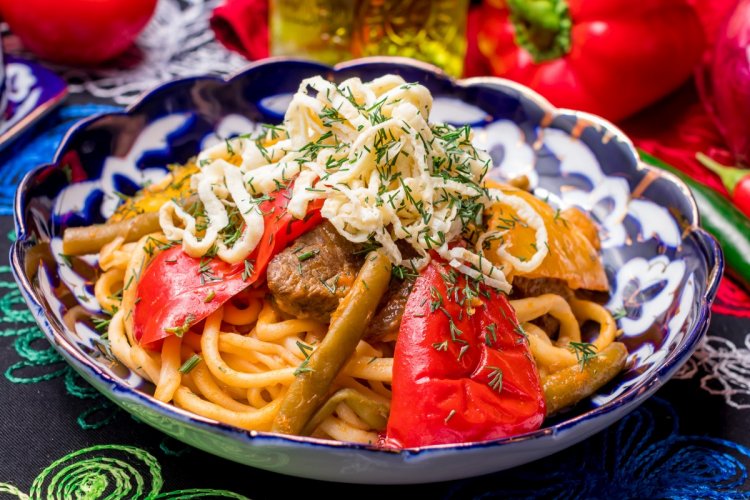 12 лучших способов приготовить жареный лагман