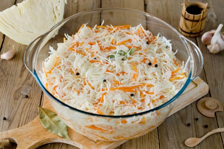 Квашеная капуста с растительным маслом